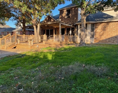 2011 Glen Manor Road - Photo Thumbnail 31