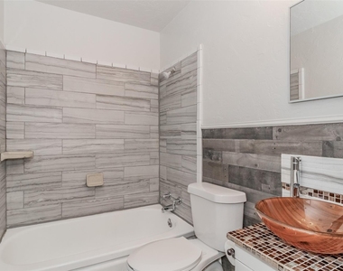 5108 Lyndon Drive - Photo Thumbnail 21