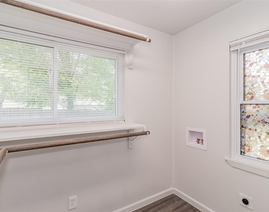 5108 Lyndon Drive - Photo Thumbnail 20