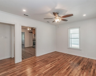 5108 Lyndon Drive - Photo Thumbnail 7