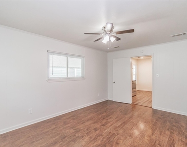 5108 Lyndon Drive - Photo Thumbnail 14
