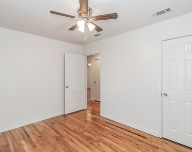 5108 Lyndon Drive - Photo Thumbnail 26