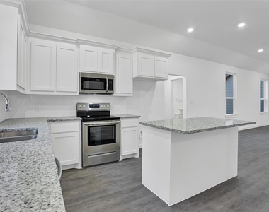 1483 Cathey Drive - Photo Thumbnail 5