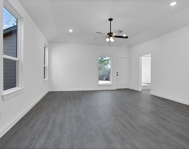 1483 Cathey Drive - Photo Thumbnail 2