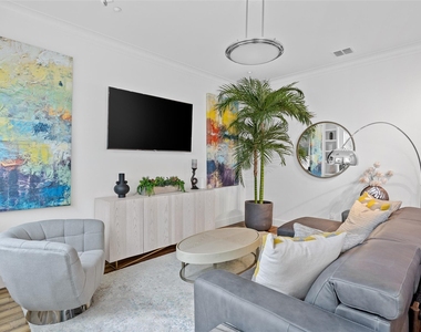 4312 Mckinney Avenue - Photo Thumbnail 25