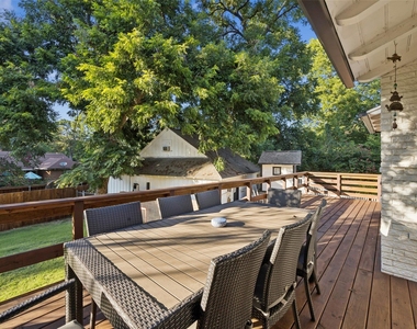 1657 Nob Hill Road - Photo Thumbnail 20