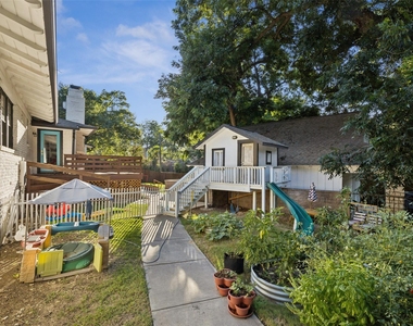 1657 Nob Hill Road - Photo Thumbnail 24
