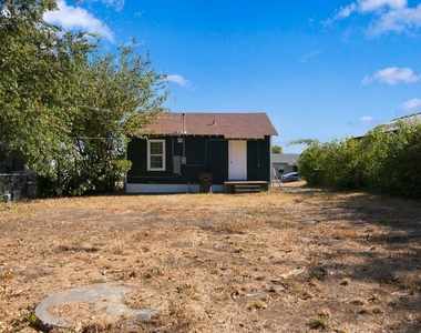 5408 Como Drive - Photo Thumbnail 14