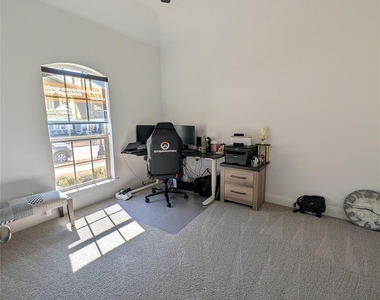 425 Sunnyridge Lane - Photo Thumbnail 9