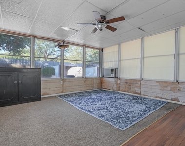 1809 Anderson Street - Photo Thumbnail 6