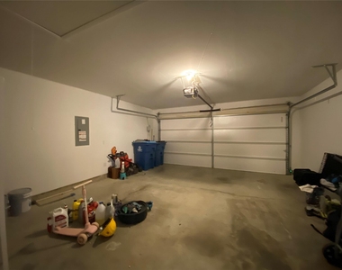5911 Nyquist Way - Photo Thumbnail 31