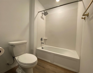 5911 Nyquist Way - Photo Thumbnail 29