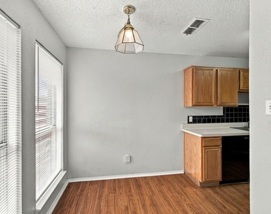 6433 Riverwater Trail - Photo Thumbnail 7