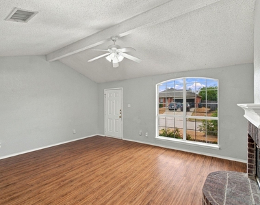 6433 Riverwater Trail - Photo Thumbnail 5