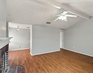 6433 Riverwater Trail - Photo Thumbnail 6