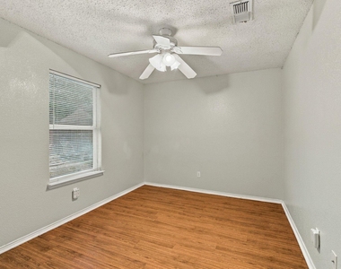 6433 Riverwater Trail - Photo Thumbnail 18