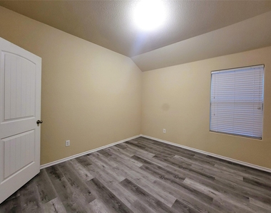 1117 Prelude Drive - Photo Thumbnail 21