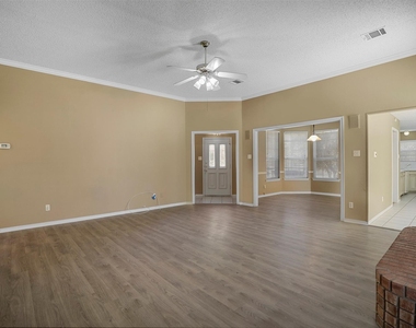 3040 Flamingo Circle - Photo Thumbnail 11