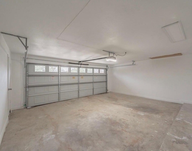 4904 Arborlawn Drive - Photo Thumbnail 33