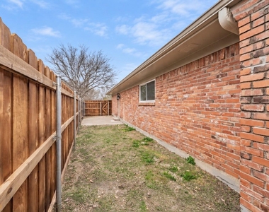 4904 Arborlawn Drive - Photo Thumbnail 32