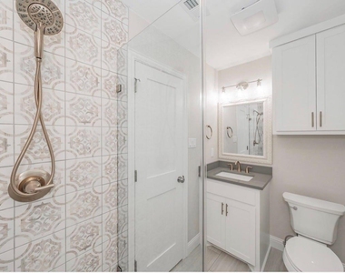 4904 Arborlawn Drive - Photo Thumbnail 16