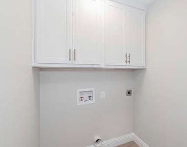 4904 Arborlawn Drive - Photo Thumbnail 31