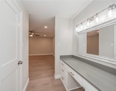 4904 Arborlawn Drive - Photo Thumbnail 25