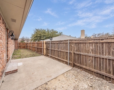 4904 Arborlawn Drive - Photo Thumbnail 37