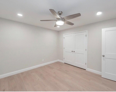 4904 Arborlawn Drive - Photo Thumbnail 28
