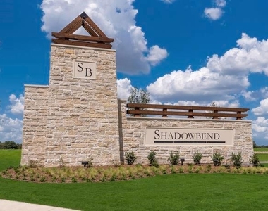 604 Harbor Oaks Drive - Photo Thumbnail 28