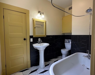 4910 Victor Street - Photo Thumbnail 22