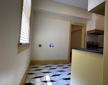 4910 Victor Street - Photo Thumbnail 15
