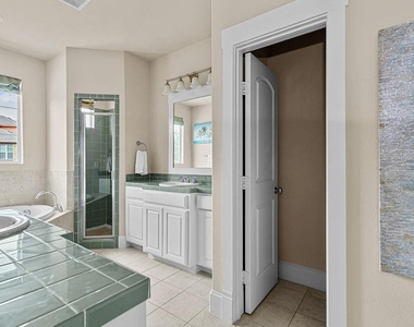 2635 Villa Di Lago - Photo Thumbnail 10