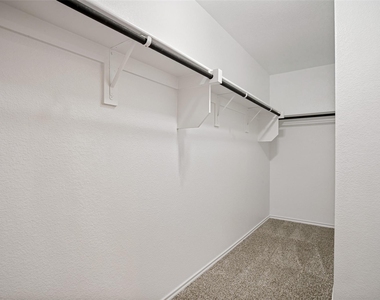 5509 Flannel Lane - Photo Thumbnail 16