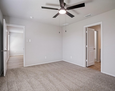 5509 Flannel Lane - Photo Thumbnail 14