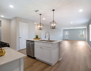 5509 Flannel Lane - Photo Thumbnail 7