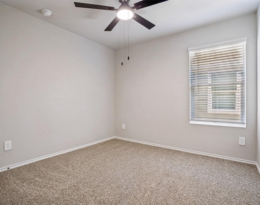 5509 Flannel Lane - Photo Thumbnail 25
