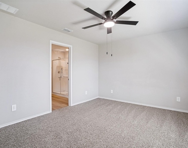 5509 Flannel Lane - Photo Thumbnail 13
