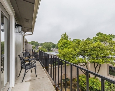 7617 Riverbrook Drive - Photo Thumbnail 20