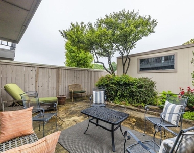7617 Riverbrook Drive - Photo Thumbnail 19
