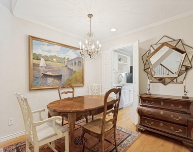 7617 Riverbrook Drive - Photo Thumbnail 4