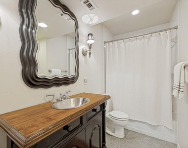 7617 Riverbrook Drive - Photo Thumbnail 18
