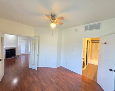 3117 Sondra Drive - Photo Thumbnail 13