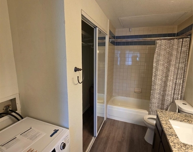 3117 Sondra Drive - Photo Thumbnail 15