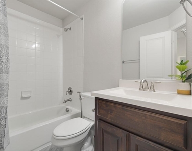 1733 Stepping Stone Trail - Photo Thumbnail 9