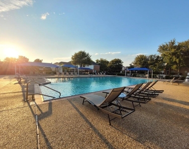 3509 Dripping Springs Drive - Photo Thumbnail 21
