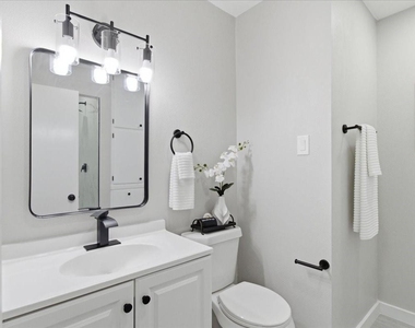 1509 University Drive - Photo Thumbnail 17