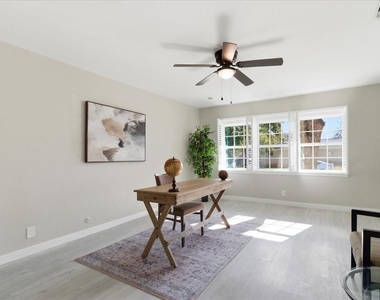 1509 University Drive - Photo Thumbnail 21