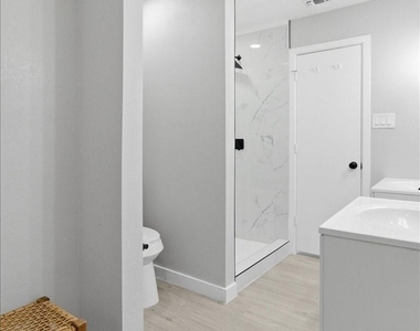 1509 University Drive - Photo Thumbnail 26