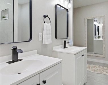 1509 University Drive - Photo Thumbnail 25
